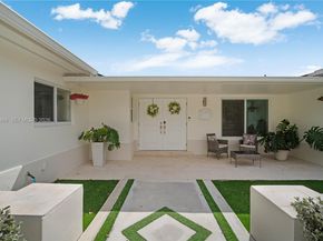 11012 SW 117th St, Miami FL 33176