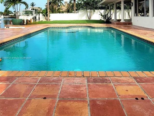 2781 NE 23rd Ct, Pompano Beach FL 33062