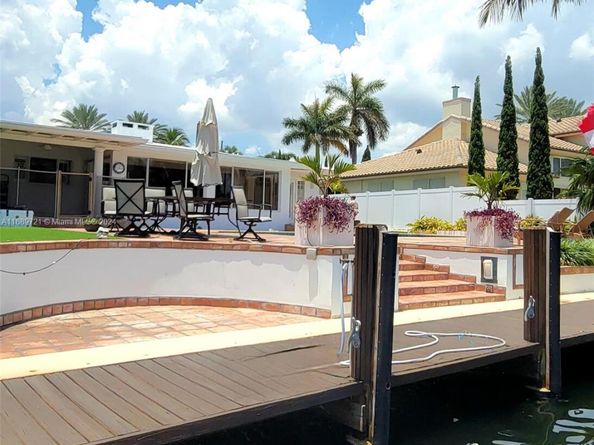 2781 NE 23rd Ct, Pompano Beach FL 33062