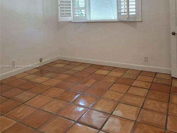 2781 NE 23rd Ct, Pompano Beach FL 33062
