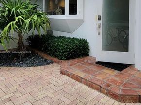 2781 NE 23rd Ct, Pompano Beach FL 33062