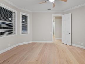 920 Captiva Dr, Hollywood FL 33019