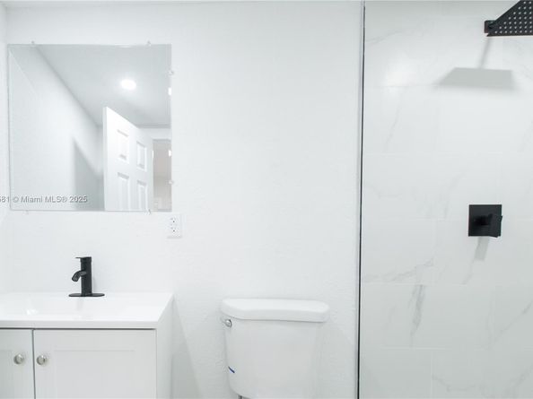 5701 NW 21st Ave, Miami FL 33142