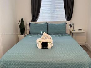 116 SE 9th Ct, Hallandale Beach FL 33009