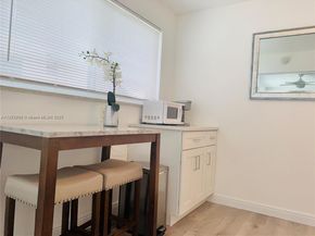 116 SE 9th Ct, Hallandale Beach FL 33009