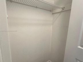 116 SE 9th Ct, Hallandale Beach FL 33009