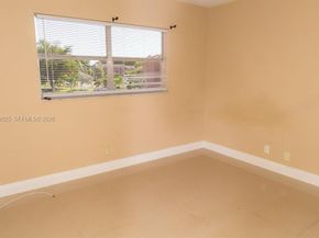 8842 W Mcnab Rd 302, Tamarac FL 33321