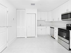 11246 SW 187th St, Miami FL 33157
