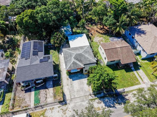 1140 NW 127th St, North Miami FL 33168