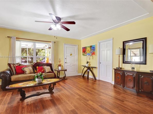 1140 NW 127th St, North Miami FL 33168