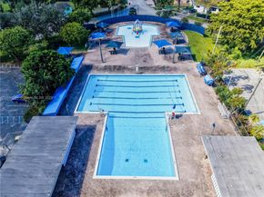 1140 NW 127th St, North Miami FL 33168