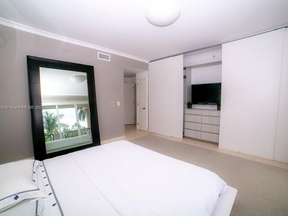 19227 Fisher Island Dr 19227, Miami Beach FL 33109