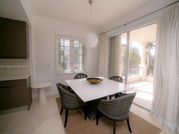 19227 Fisher Island Dr 19227, Miami Beach FL 33109