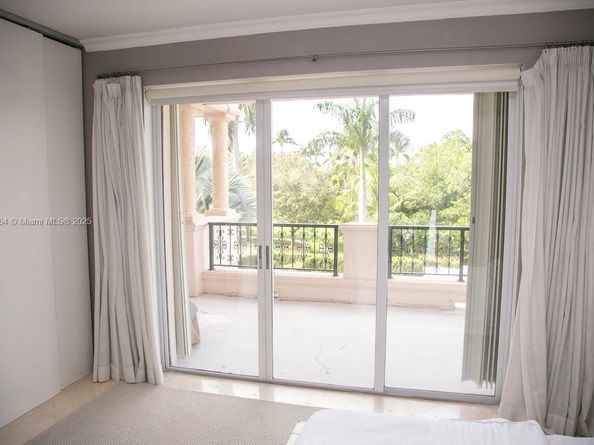 19227 Fisher Island Dr 19227, Miami Beach FL 33109