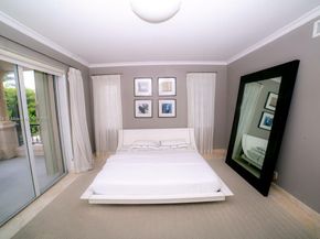 19227 Fisher Island Dr 19227, Miami Beach FL 33109