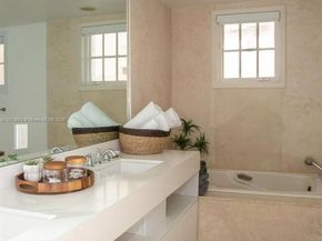 19227 Fisher Island Dr 19227, Miami Beach FL 33109