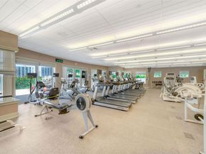 19900 E Country Club Dr 610, Aventura FL 33180