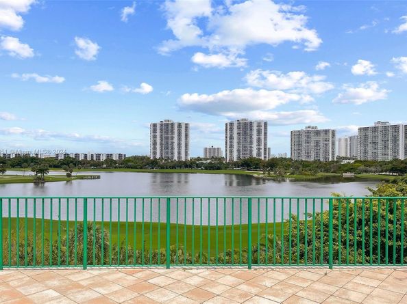 19900 E Country Club Dr 610, Aventura FL 33180