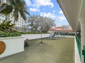 19900 E Country Club Dr 610, Aventura FL 33180