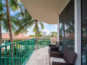 19900 E Country Club Dr 610, Aventura FL 33180