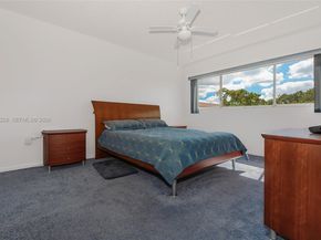 12550 SW 15th St 302E, Pembroke Pines FL 33027