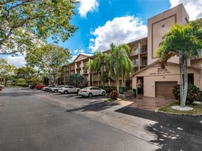 12550 SW 15th St 302E, Pembroke Pines FL 33027