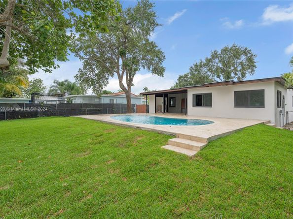 1161 Plover Ave, Miami Springs FL 33166