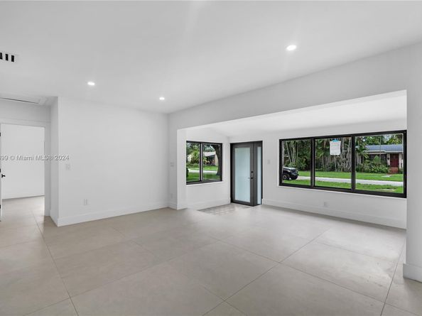 1161 Plover Ave, Miami Springs FL 33166