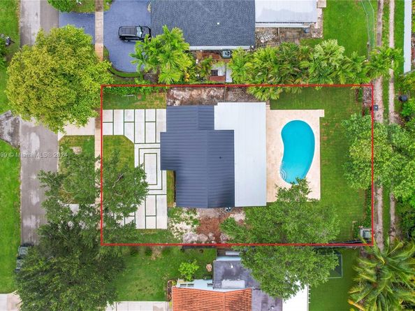 1161 Plover Ave, Miami Springs FL 33166