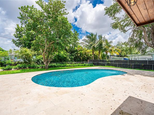 1161 Plover Ave, Miami Springs FL 33166