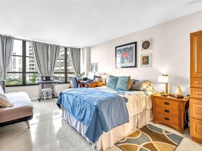 600 Three Islands Blvd 618, Hallandale Beach FL 33009