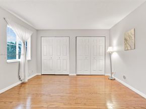 1065 Nandina Dr, Weston FL 33327