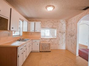 4531 SW 20th St, West Park FL 33023