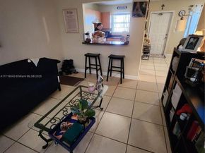 4835 NW 9th Dr 4835, Plantation FL 33317