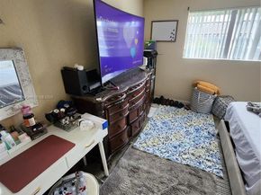 4835 NW 9th Dr 4835, Plantation FL 33317