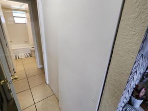 4835 NW 9th Dr 4835, Plantation FL 33317