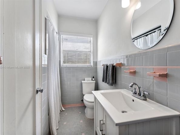 4397 N Michigan Ave, Miami Beach FL 33140