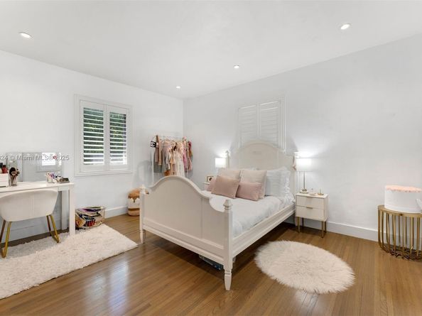 4397 N Michigan Ave, Miami Beach FL 33140