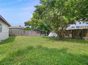 9161 NW 26th St, Sunrise FL 33322