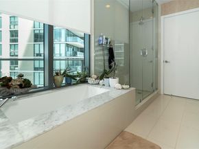 480 NE 31st St 3007, Miami FL 33137