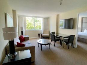 2670 E Sunrise Blvd 309, Fort Lauderdale FL 33304