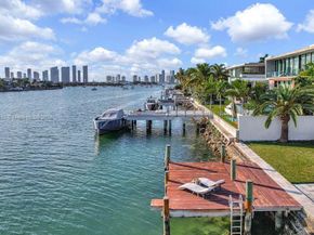 306 S Hibiscus Dr, Miami Beach FL 33139