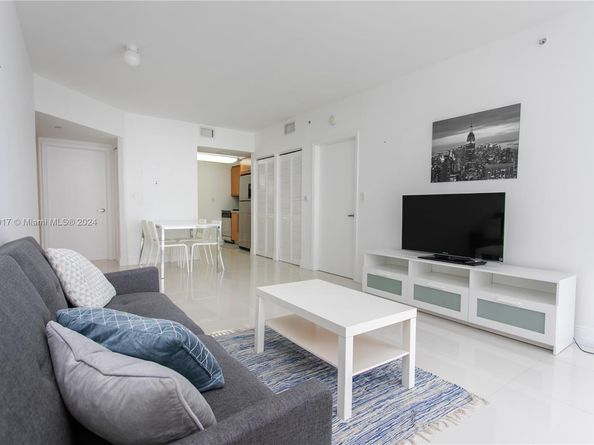 6365 Collins Ave 806, Miami Beach FL 33141