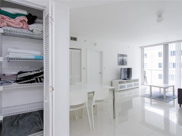6365 Collins Ave 806, Miami Beach FL 33141