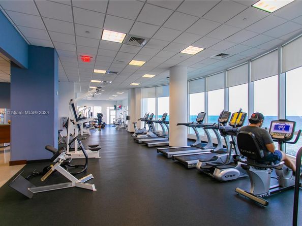 6365 Collins Ave 806, Miami Beach FL 33141