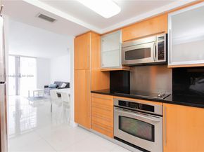 6365 Collins Ave 806, Miami Beach FL 33141