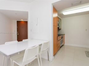 6365 Collins Ave 806, Miami Beach FL 33141