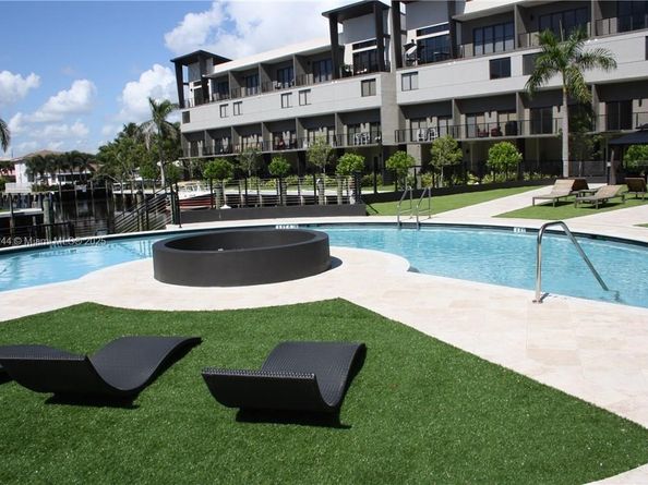 532 SE 1st Cir 0, Pompano Beach FL 33060