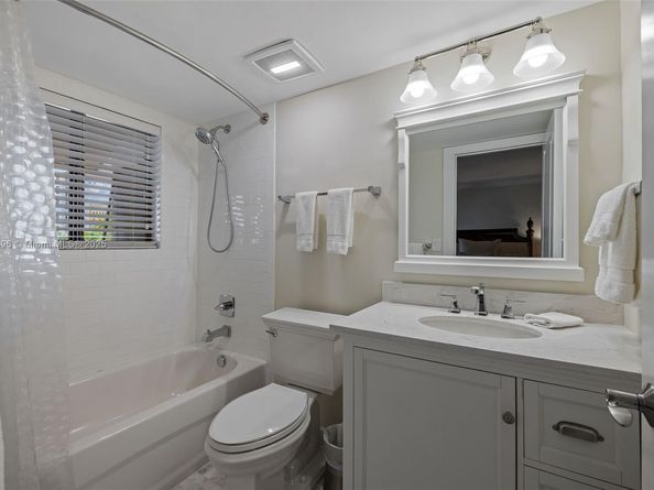 2600 Cardena St 2, Coral Gables FL 33134