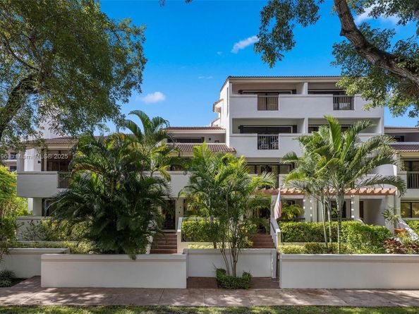 2600 Cardena St 2, Coral Gables FL 33134